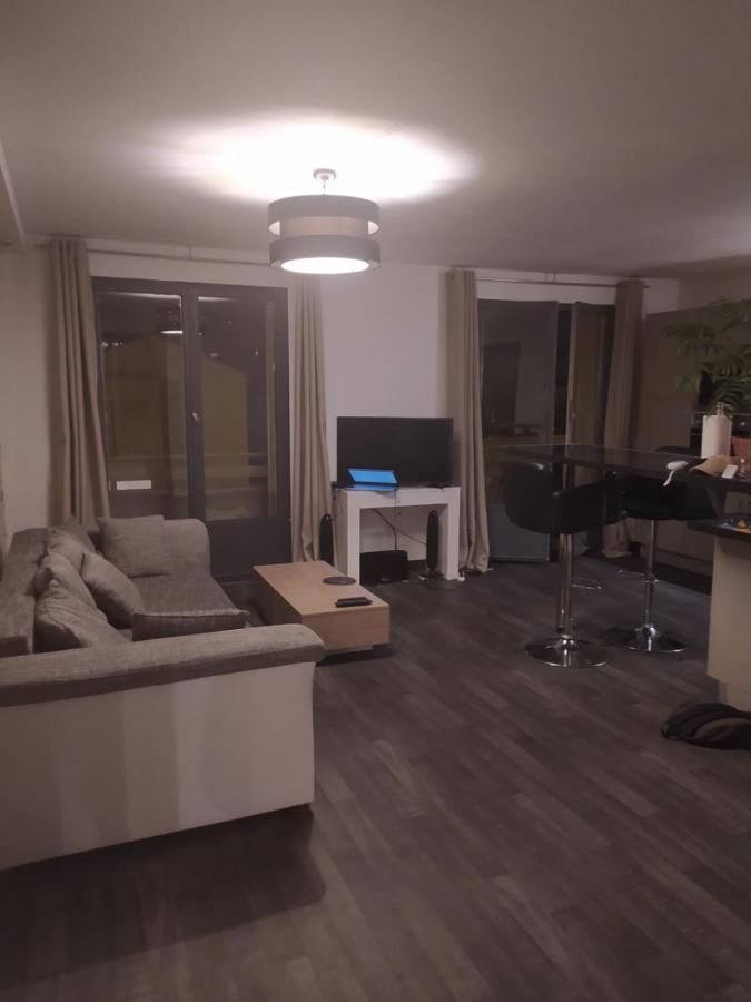 Apartment Dans Partage *